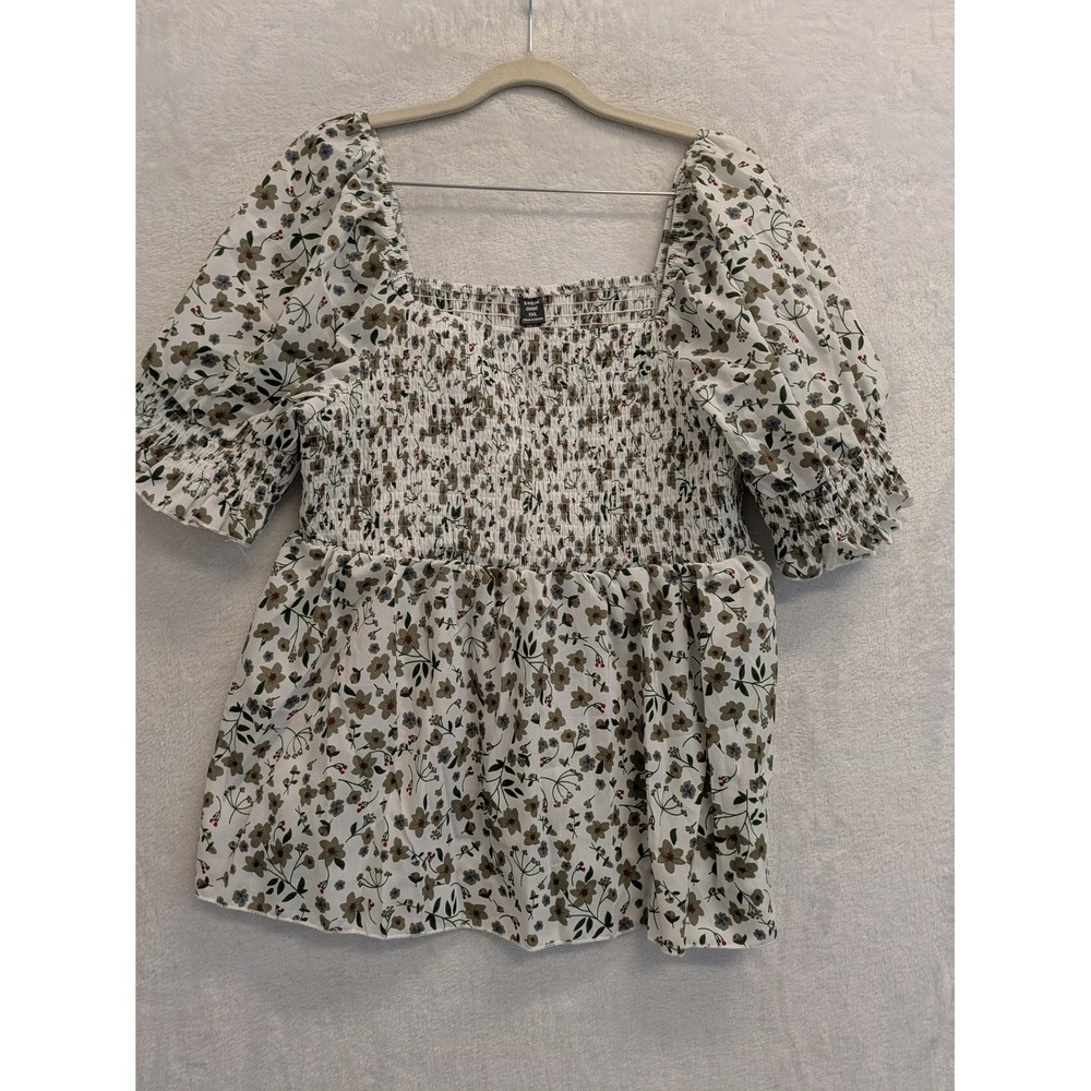 SHEIN CURVE Floral Smocked Peplum Top‎ White Green Puff Sleeve 1XL